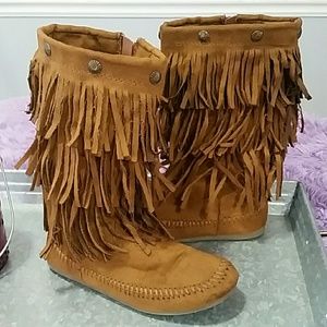 Little girls size 1 Mudd fringe boots